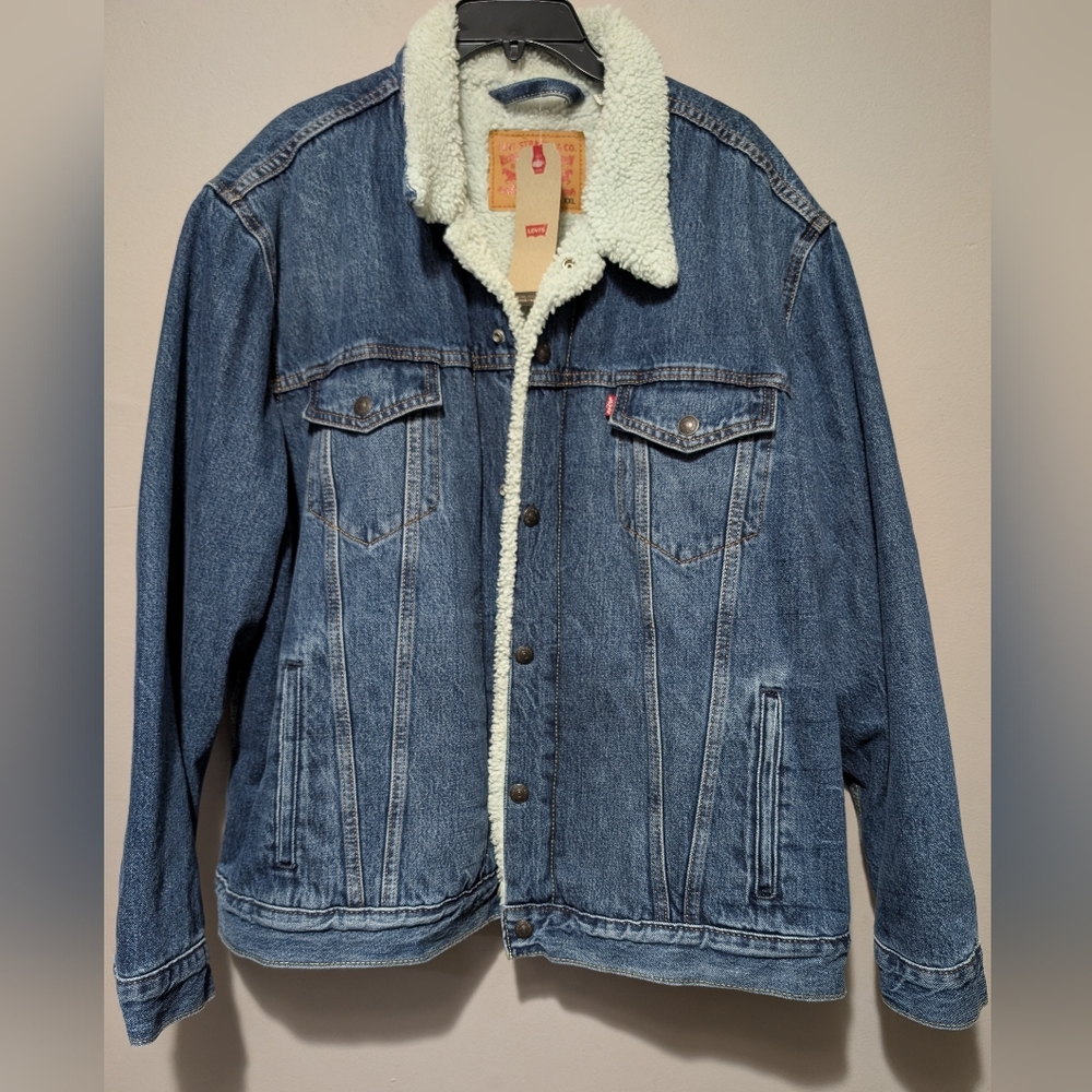 Levi's Classic Blue Denim Jacket W/ Sherpa